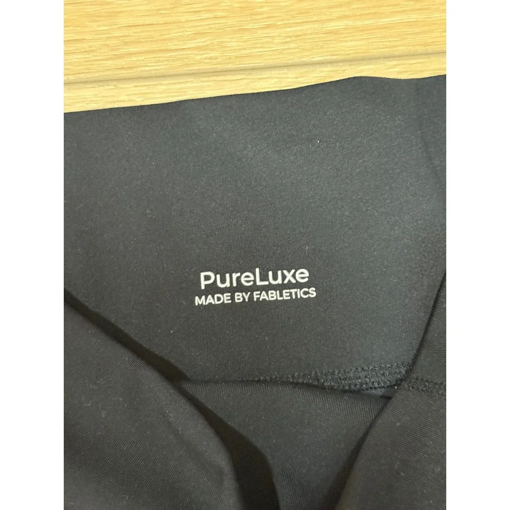 Fabletics PureLuxe Black High Waisted‎ Biker Shorts with Pockets Women Size S